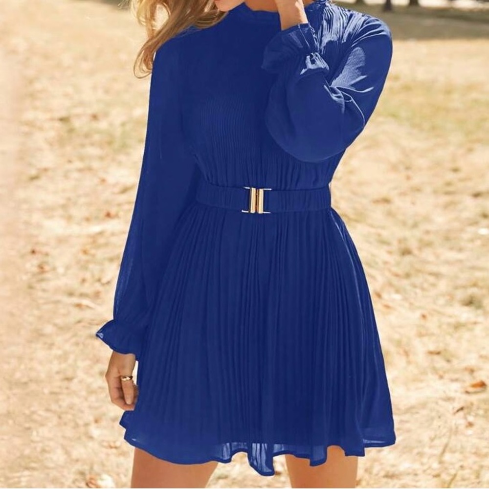 Elegant Blue Pleated Dress
